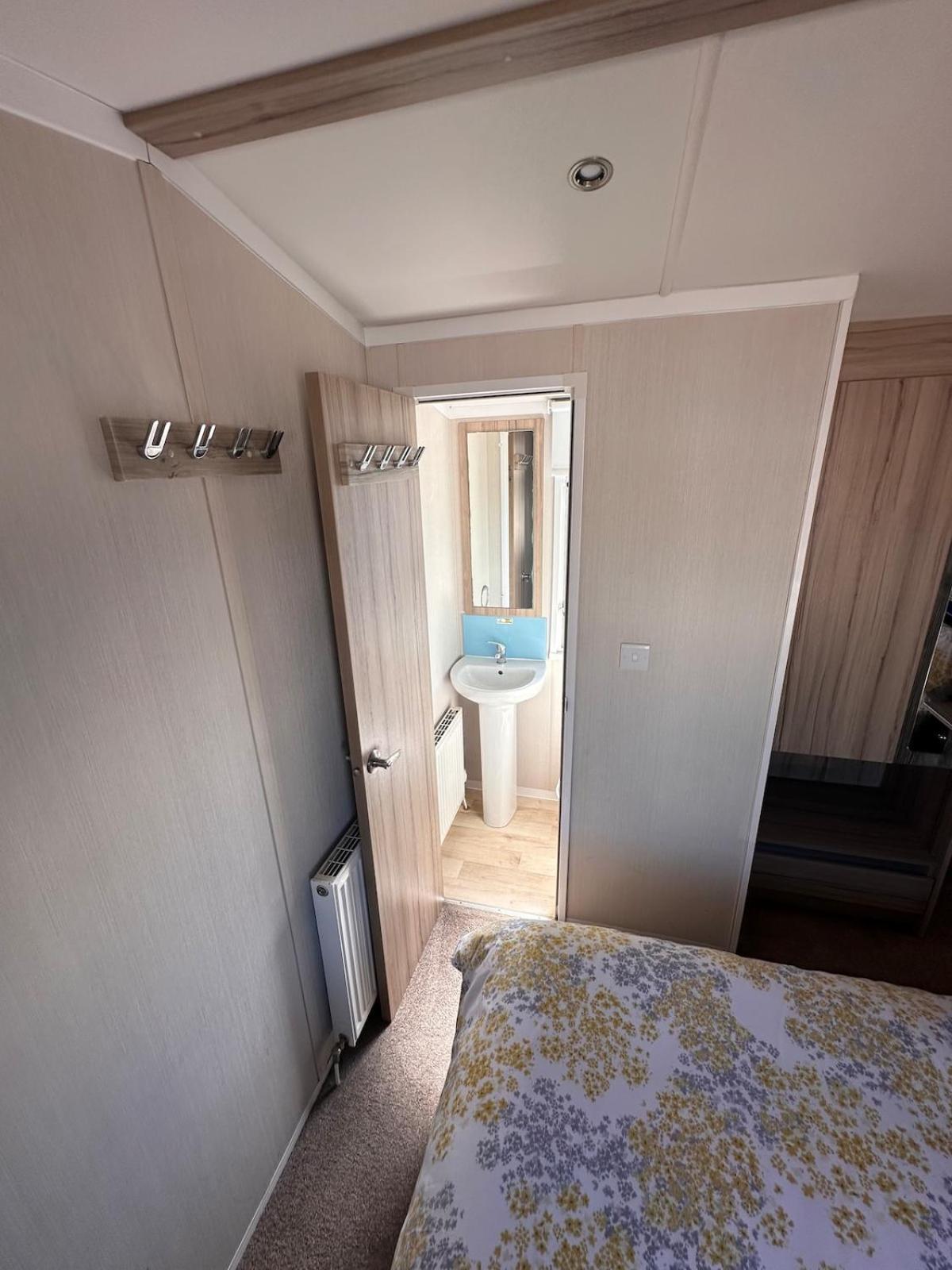 3-Bedroom Swift Caravan - Uddingston, 格拉斯哥 外观 照片
